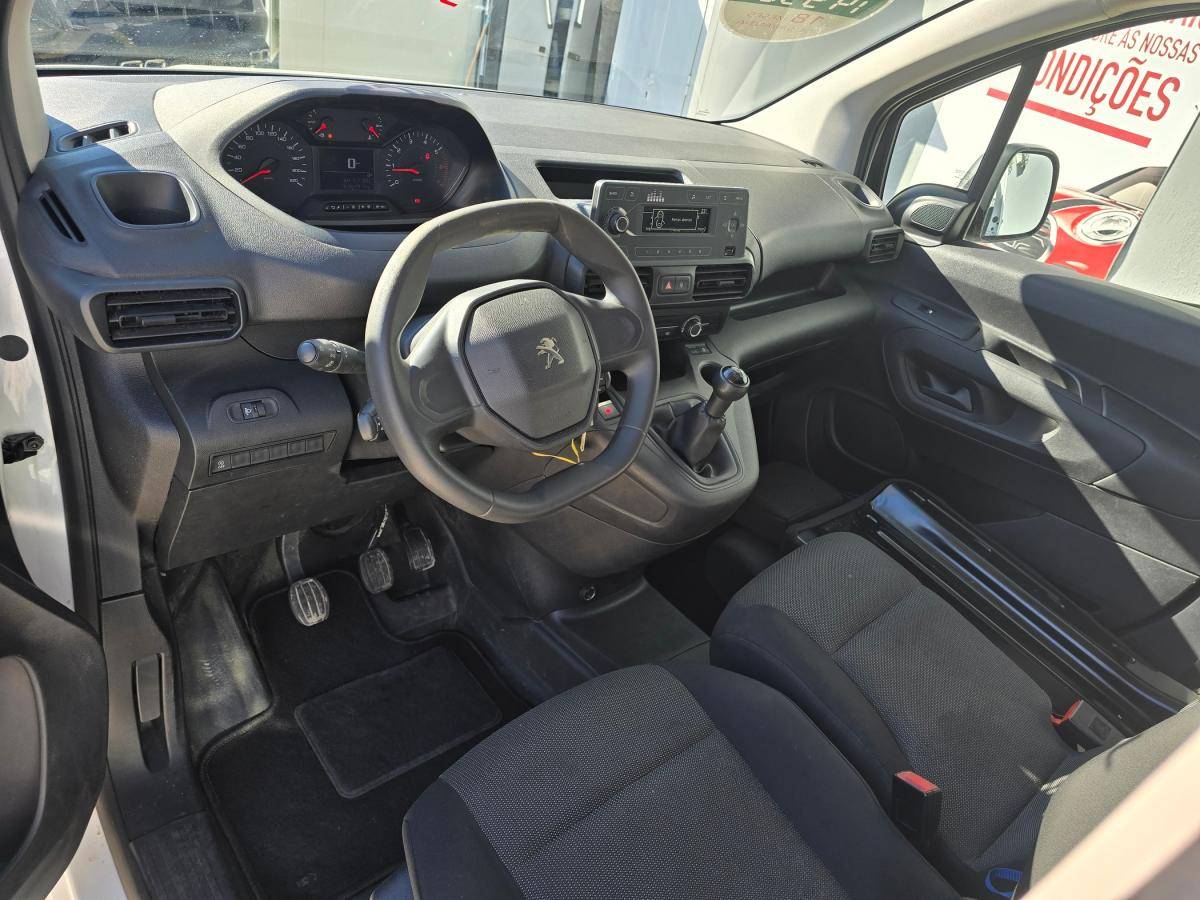 peugeot-partner-2020-diesel-1499cc