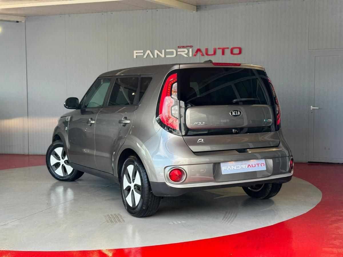 kia-soul-2017-eletrico-1400cc