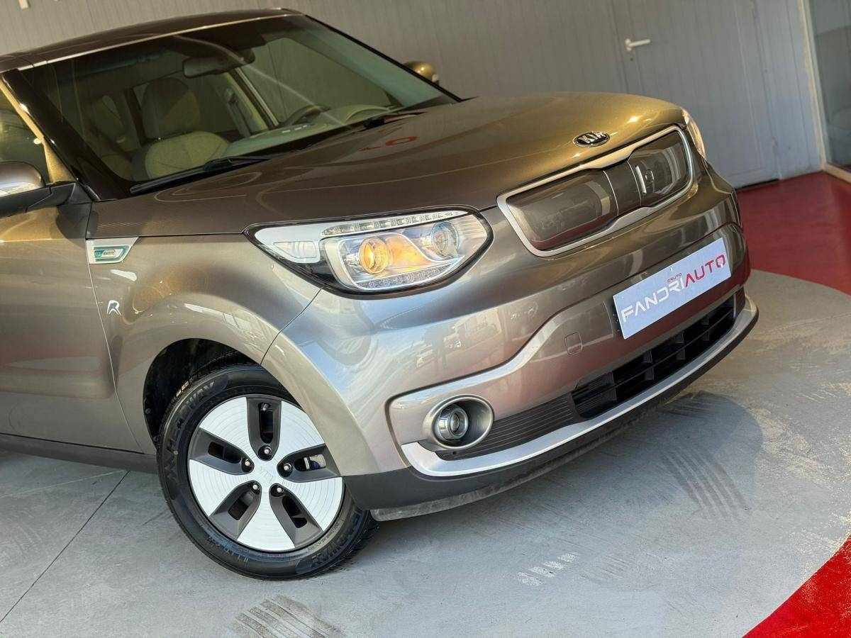 kia-soul-2017-eletrico-1400cc
