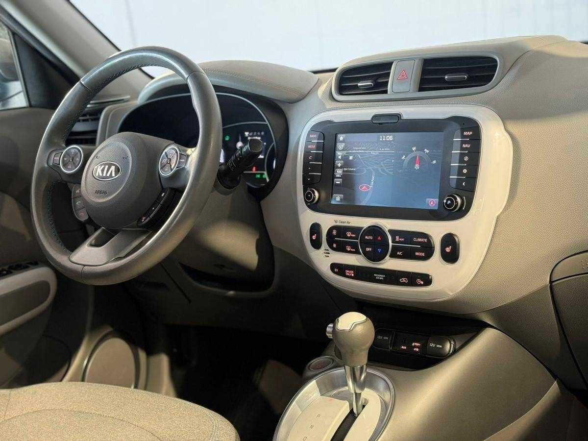 kia-soul-2017-eletrico-1400cc