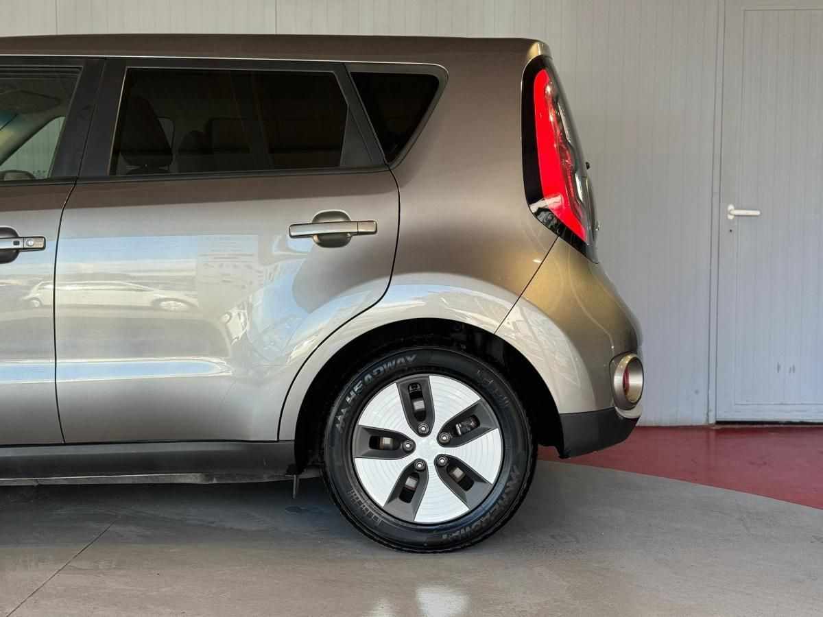 kia-soul-2017-eletrico-1400cc