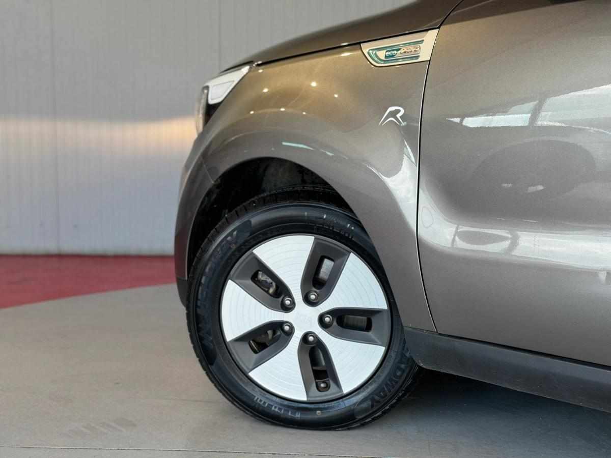kia-soul-2017-eletrico-1400cc