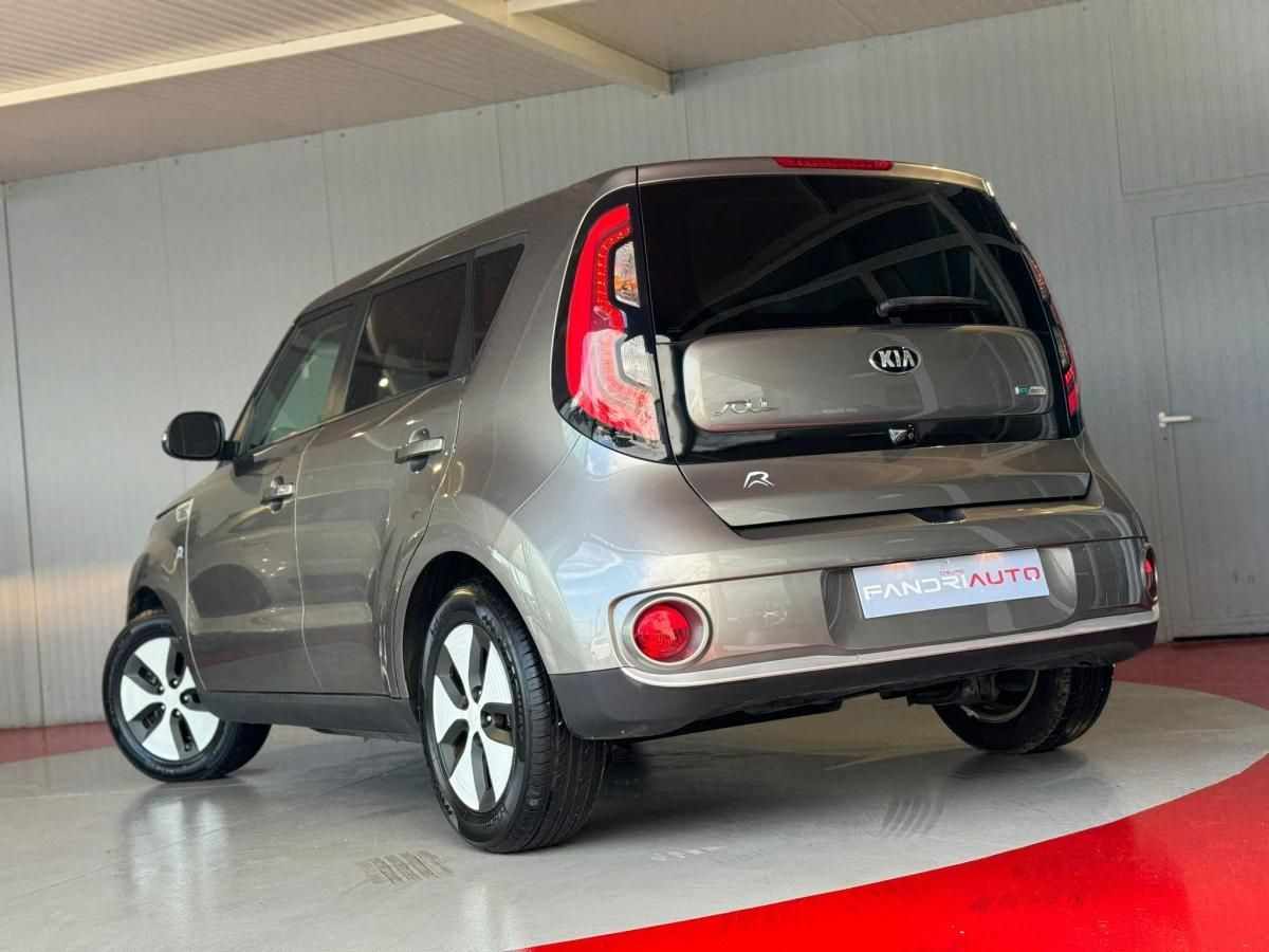 kia-soul-2017-eletrico-1400cc