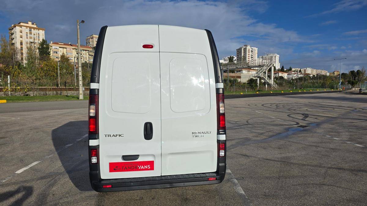 renault-trafic-2018-diesel-1598cc