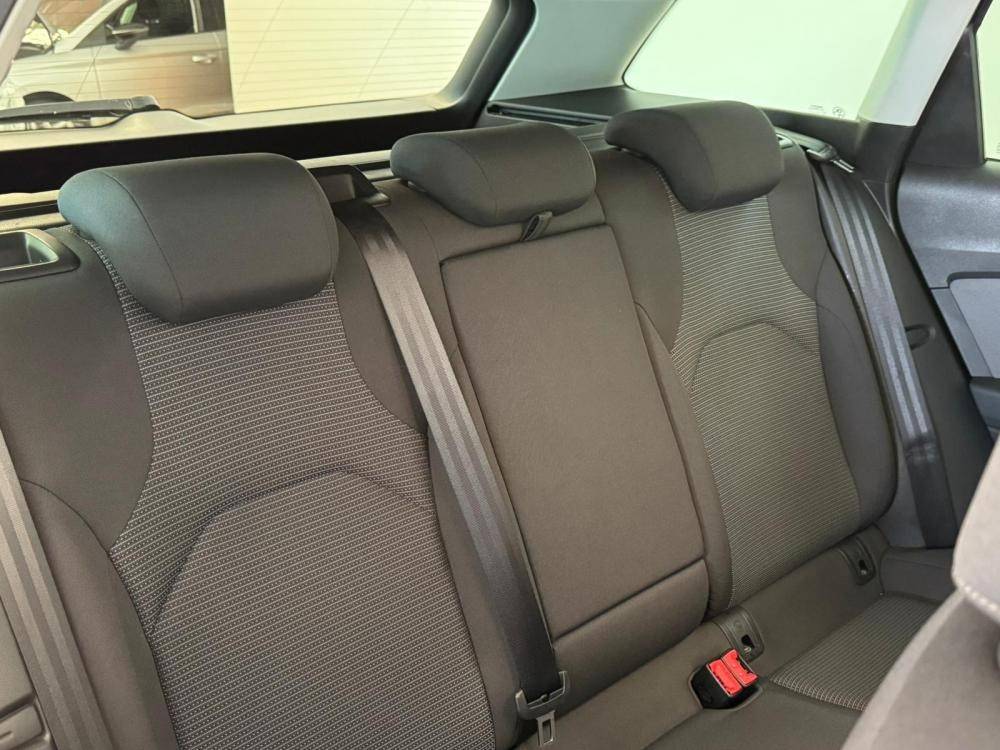seat-leon-2019-diesel-1598cc