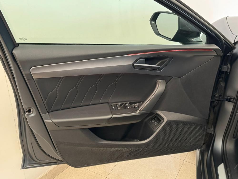 cupra-leon-sportstourer-2022-hibrido-a-gasolina-1395cc