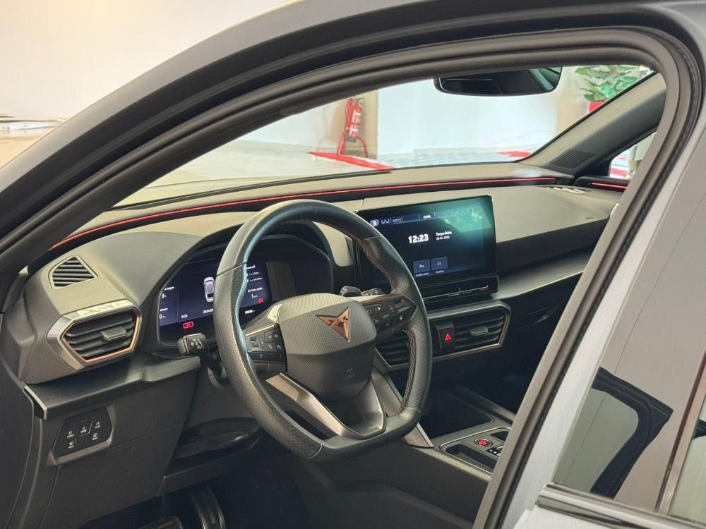 cupra-leon-sportstourer-2022-hibrido-a-gasolina-1395cc