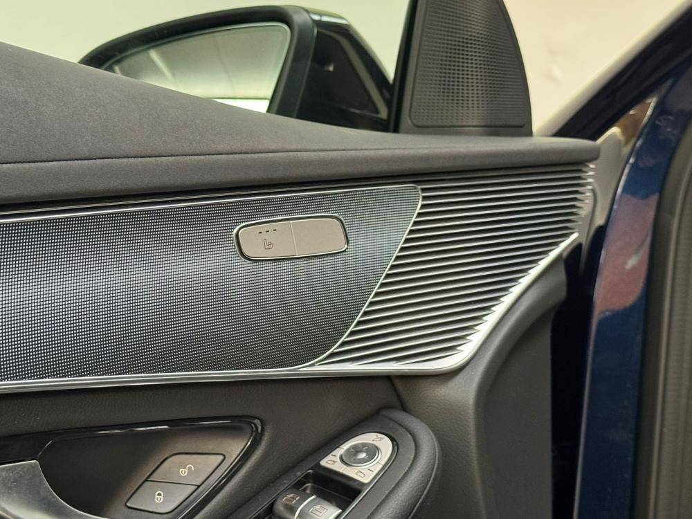mercedes-benz-eqc-2021-eletrico-0cc