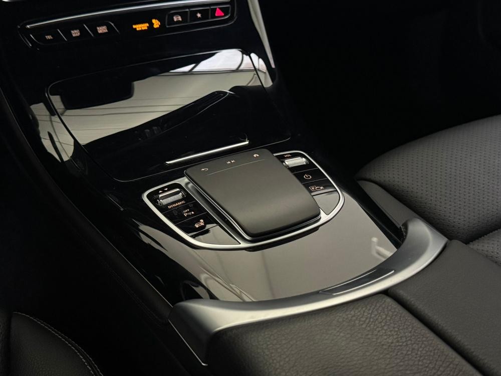 mercedes-benz-eqc-2021-eletrico-0cc