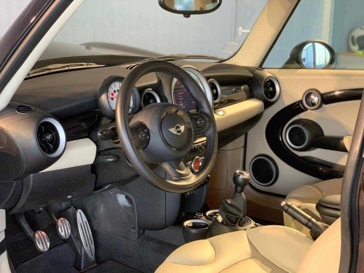 mini-cooper-2011-gasolina-1598cc