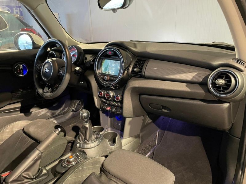 mini-cooper-2017-gasolina-1499cc
