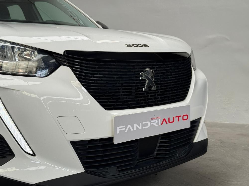 peugeot-2008-2020-gasolina-1199cc