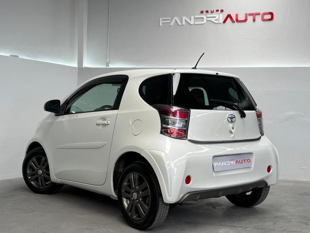 toyota-iq-2009-diesel-1364cc
