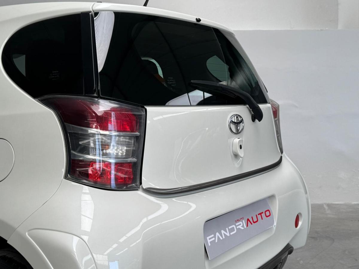 toyota-iq-2009-diesel-1364cc