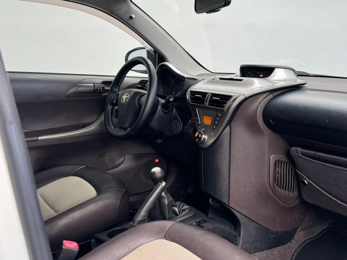 toyota-iq-2009-diesel-1364cc