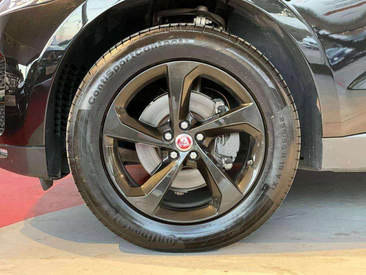 jaguar-f-pace-2017-diesel-1999cc