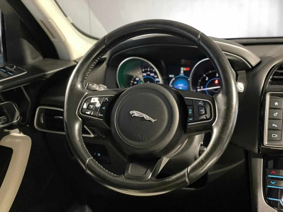 jaguar-f-pace-2017-diesel-1999cc
