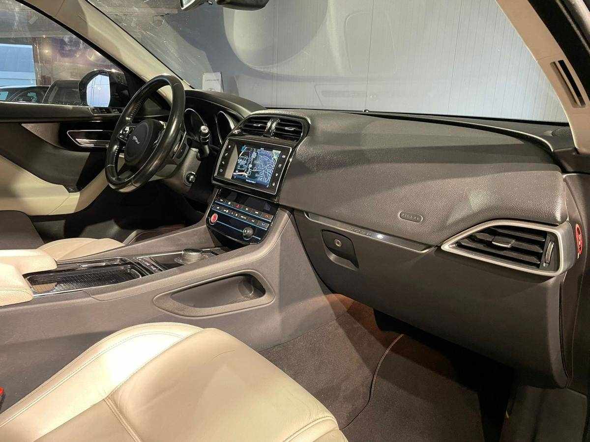 jaguar-f-pace-2017-diesel-1999cc
