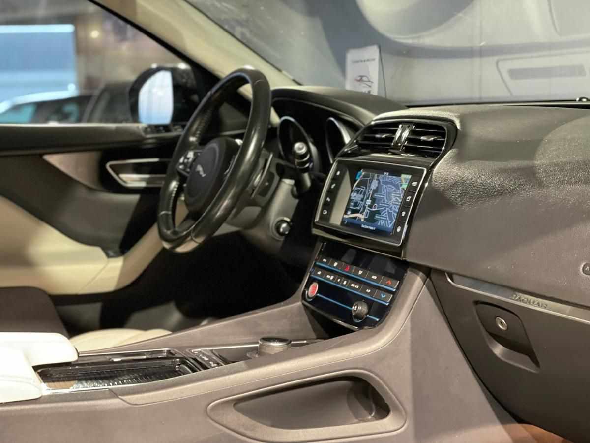 jaguar-f-pace-2017-diesel-1999cc