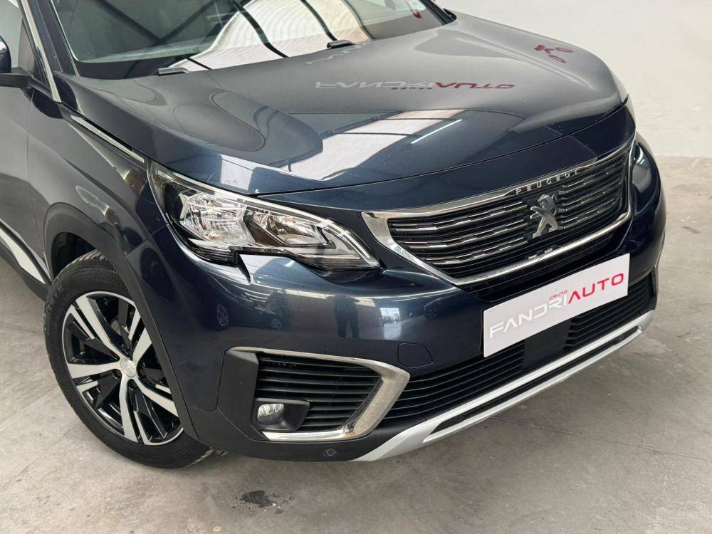peugeot-5008-2019-diesel-1499cc