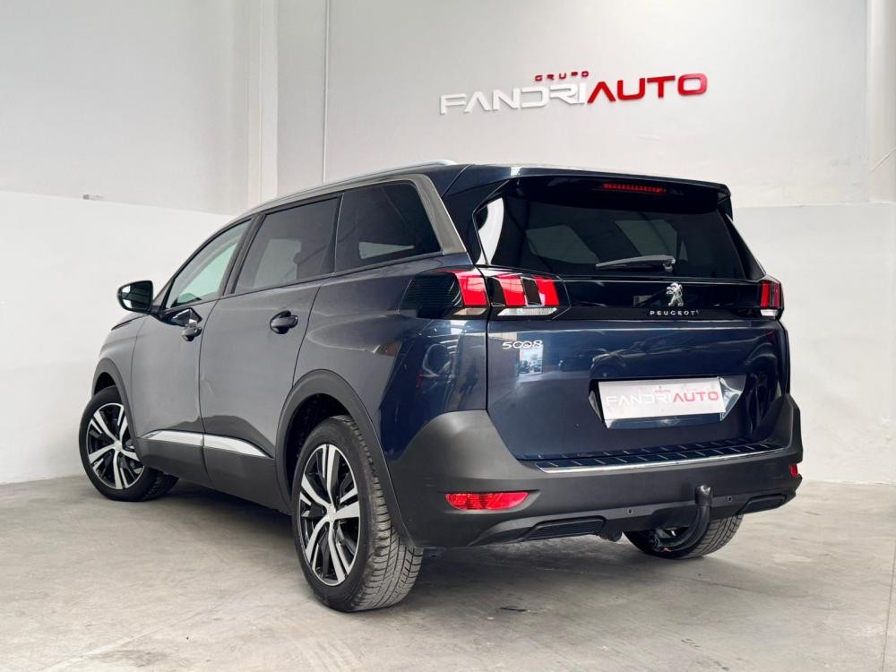 peugeot-5008-2019-diesel-1499cc