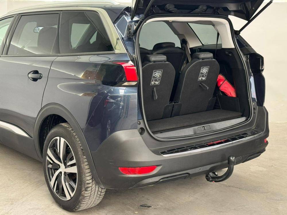 peugeot-5008-2019-diesel-1499cc