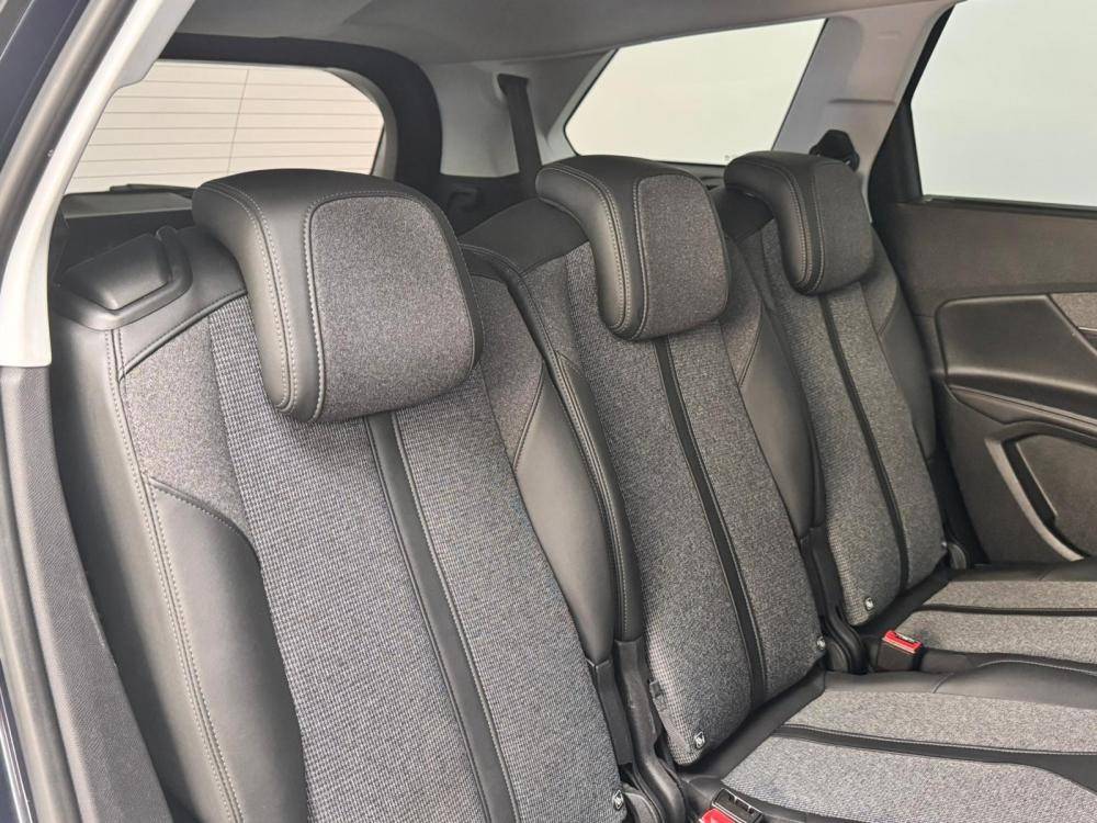 peugeot-5008-2019-diesel-1499cc