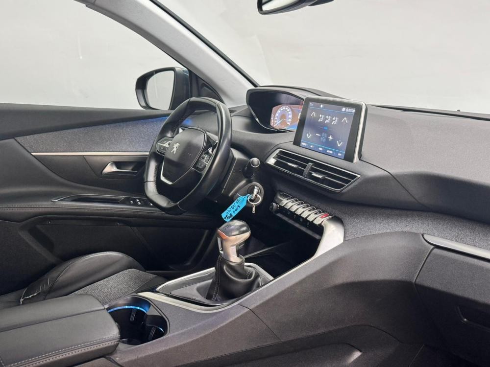 peugeot-5008-2019-diesel-1499cc