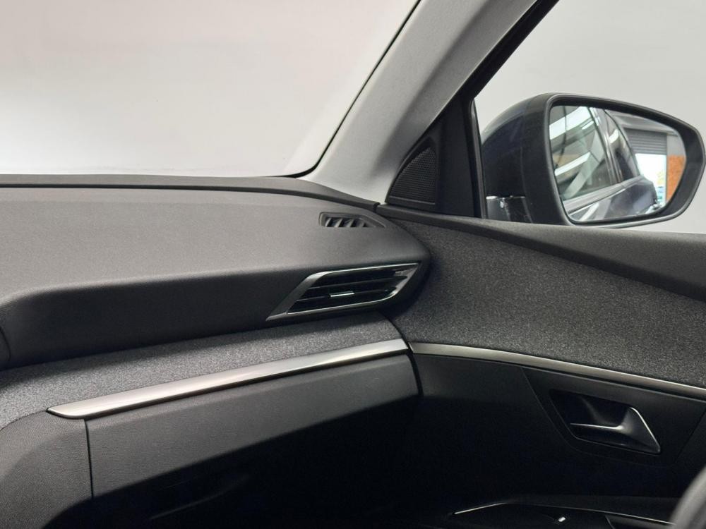 peugeot-5008-2019-diesel-1499cc