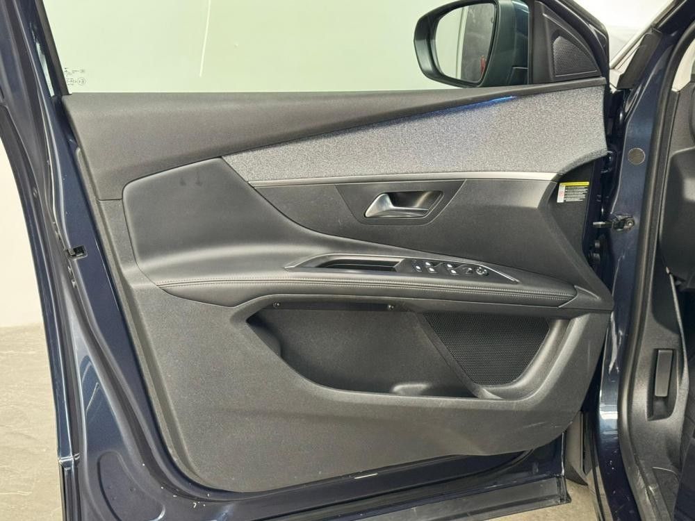 peugeot-5008-2019-diesel-1499cc