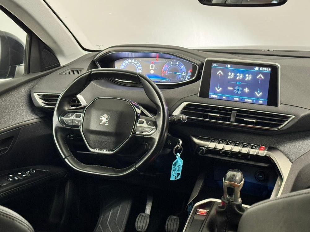 peugeot-5008-2019-diesel-1499cc
