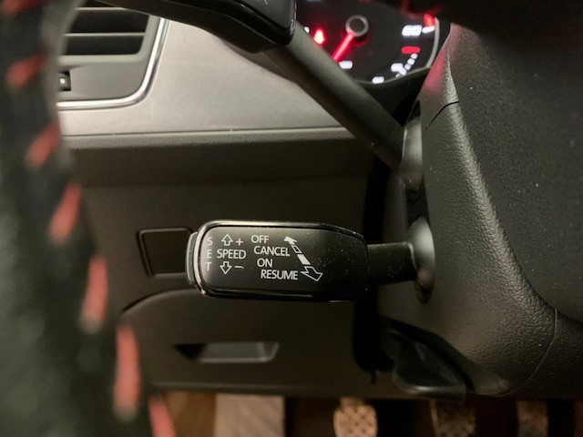 seat-leon-2015-diesel-1968cc