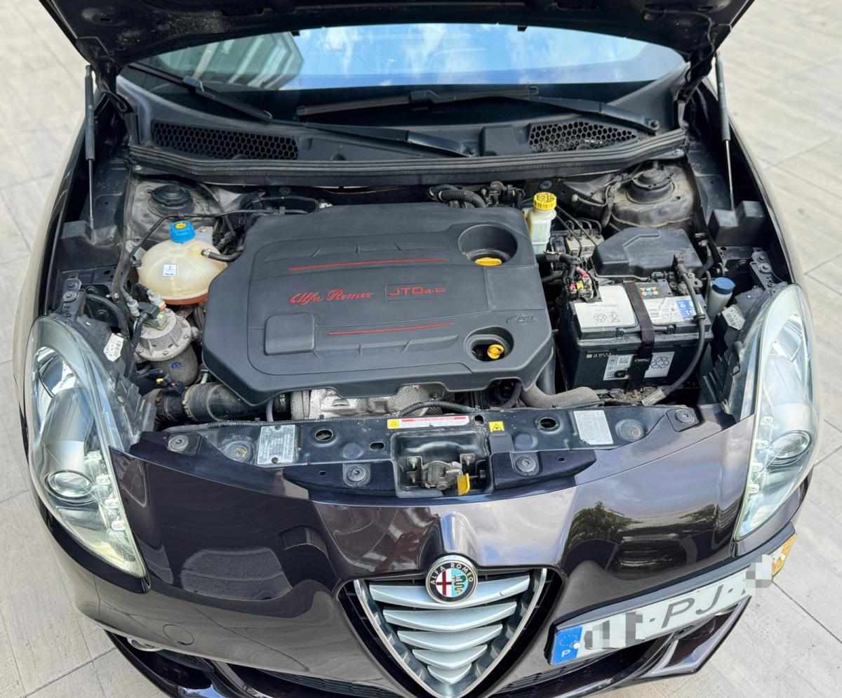 alfa-romeo-giulietta-1-6-jtdm-16v-2014-diesel-1598cc