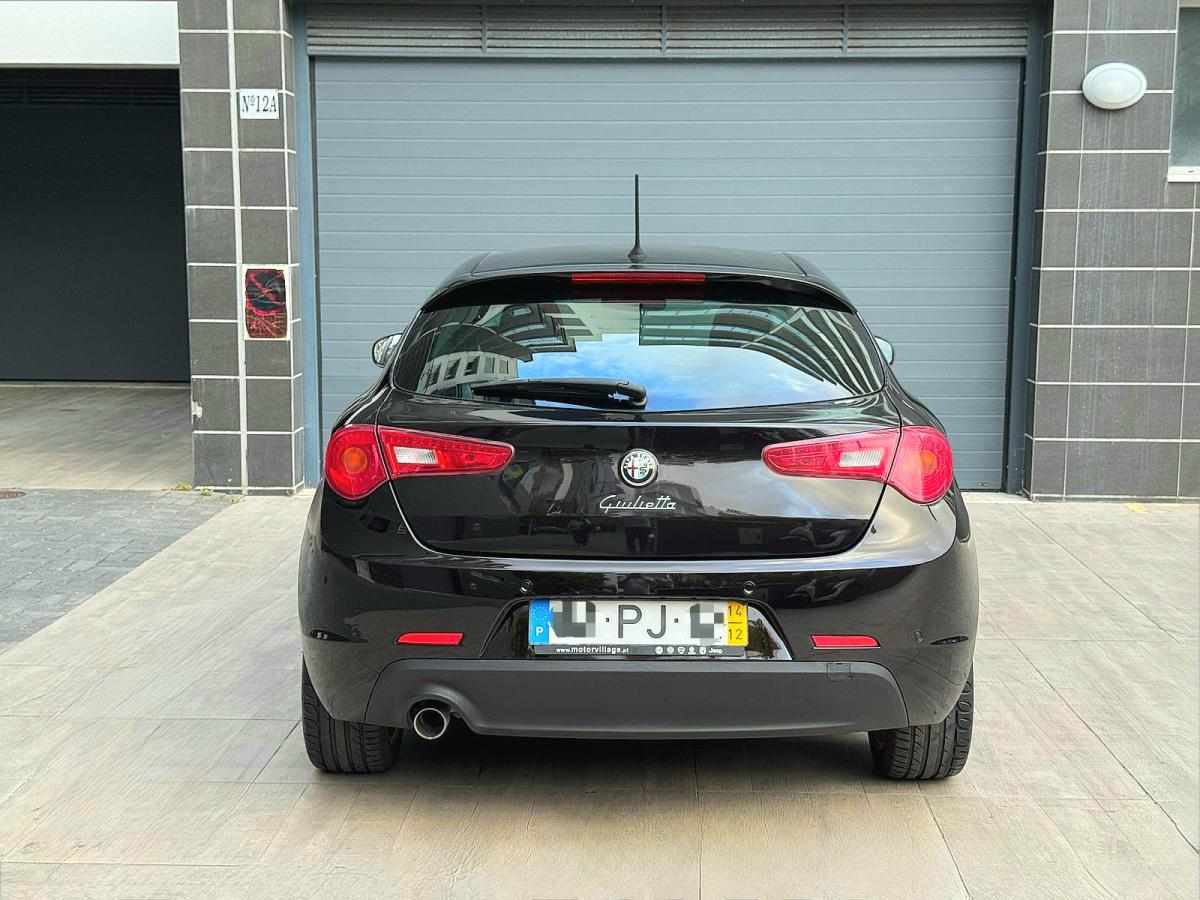 alfa-romeo-giulietta-1-6-jtdm-16v-2014-diesel-1598cc