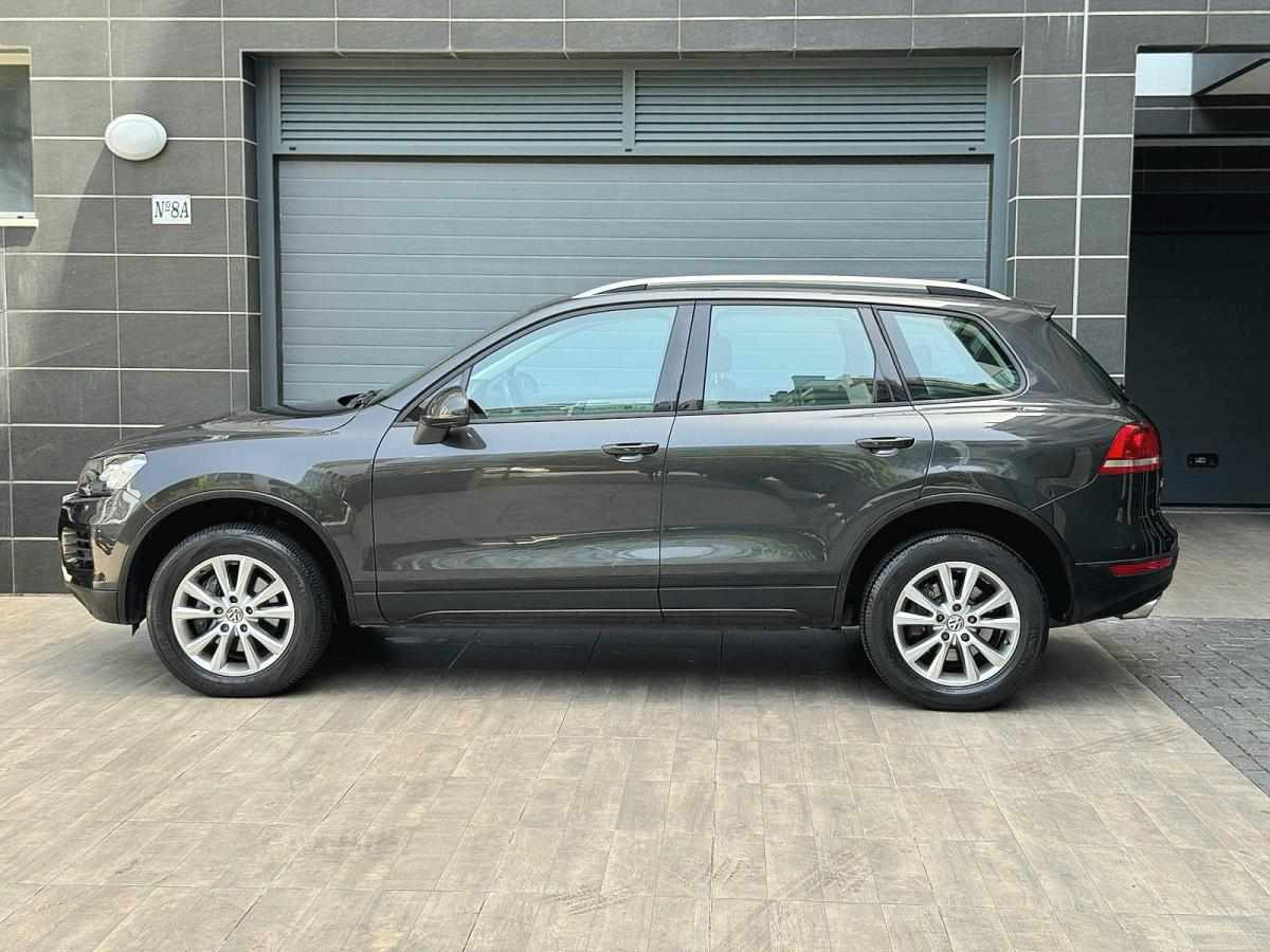 volkswagen-touareg-3-0-tdi-v6-bluemotion-4motion-2012-diesel-2967cc