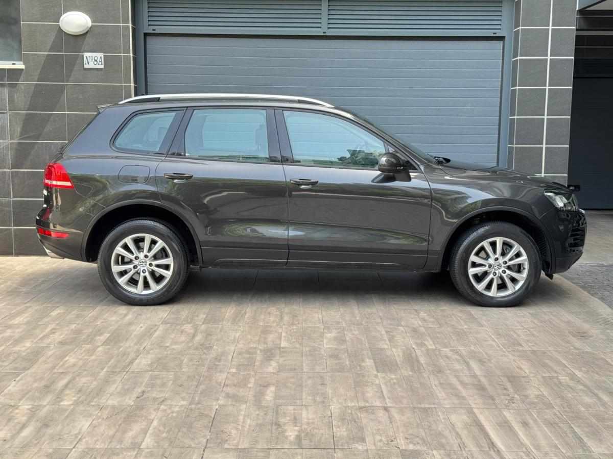 volkswagen-touareg-3-0-tdi-v6-bluemotion-4motion-2012-diesel-2967cc
