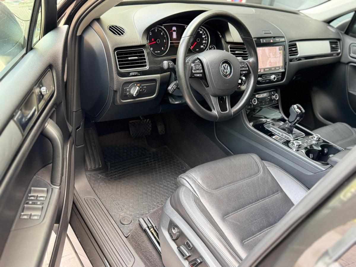 volkswagen-touareg-3-0-tdi-v6-bluemotion-4motion-2012-diesel-2967cc