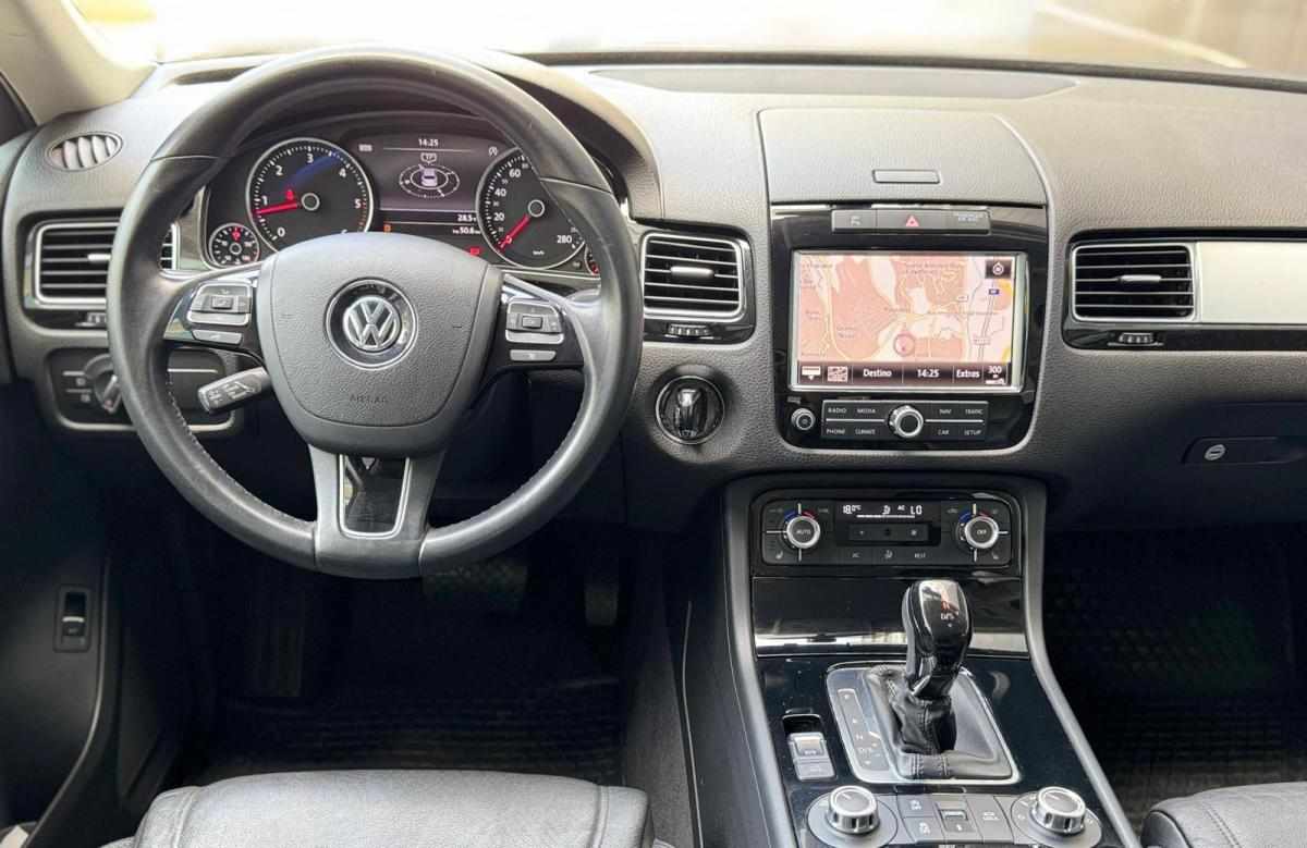 volkswagen-touareg-3-0-tdi-v6-bluemotion-4motion-2012-diesel-2967cc