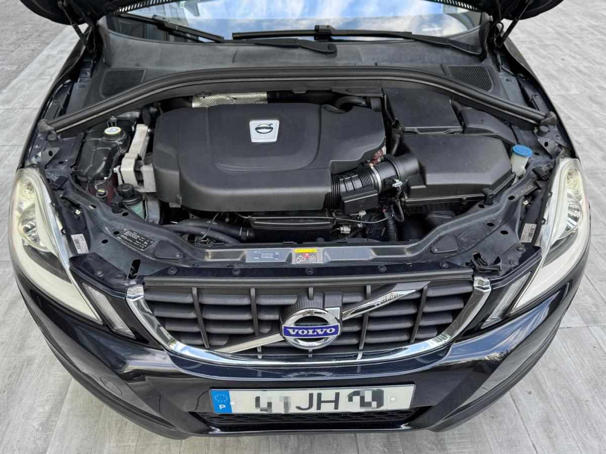 volvo-xc60-2-4d-awd-2010-diesel-2401cc