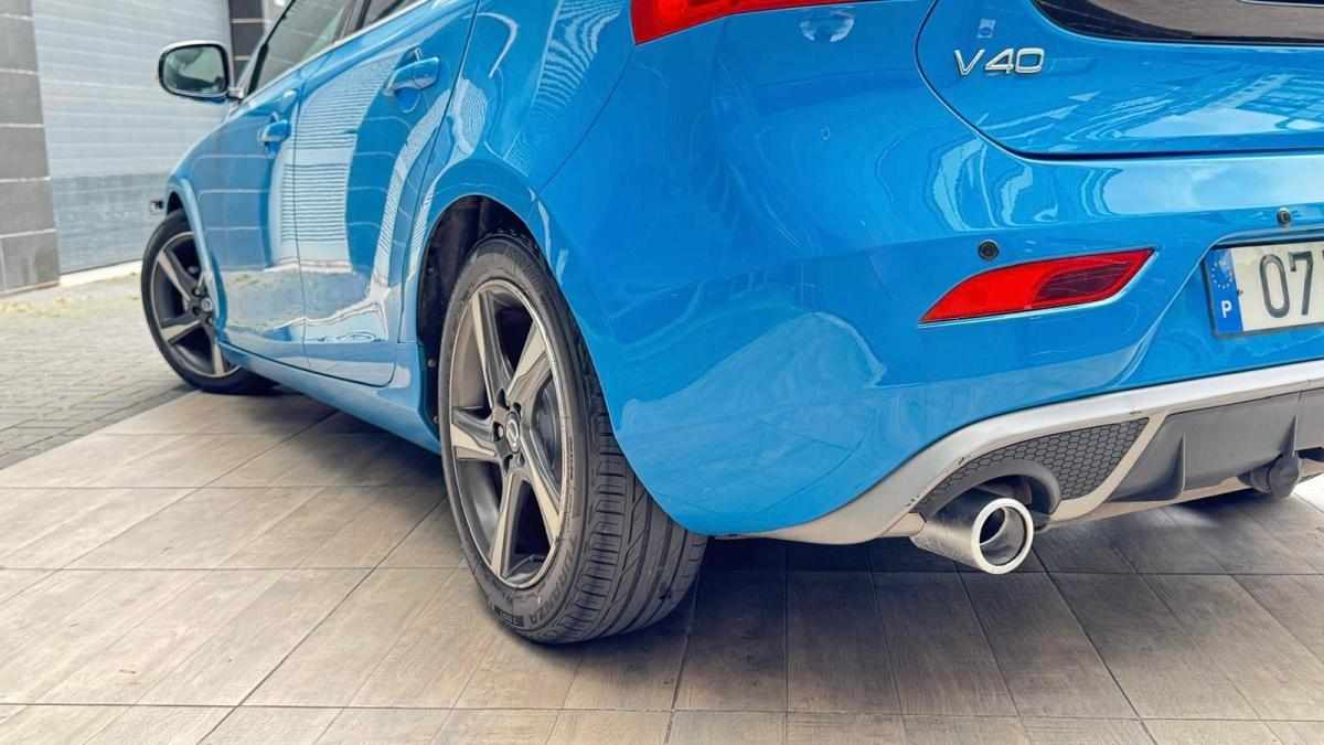 volvo-v40-1-6-d2-2014-diesel-1560cc