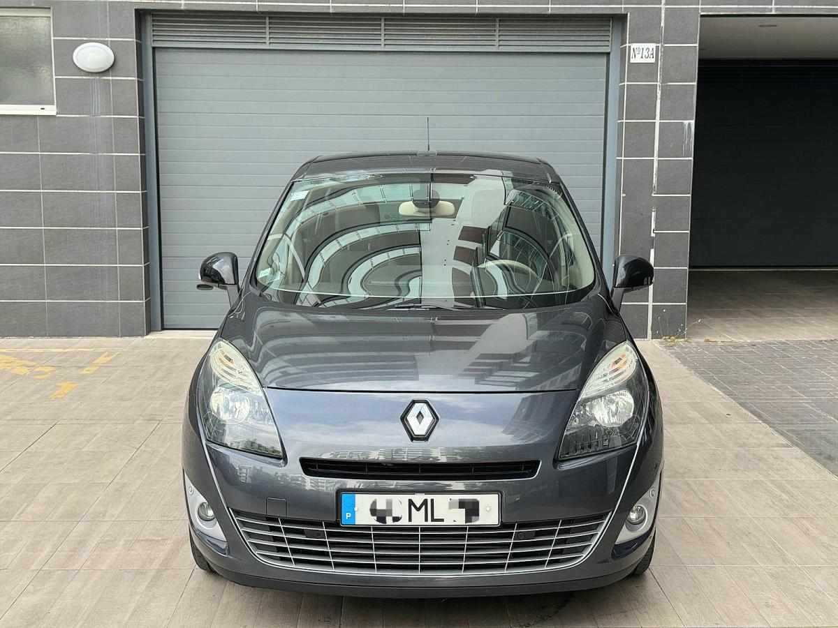 renault-grand-scenic-1-5-2015-diesel-1500cc