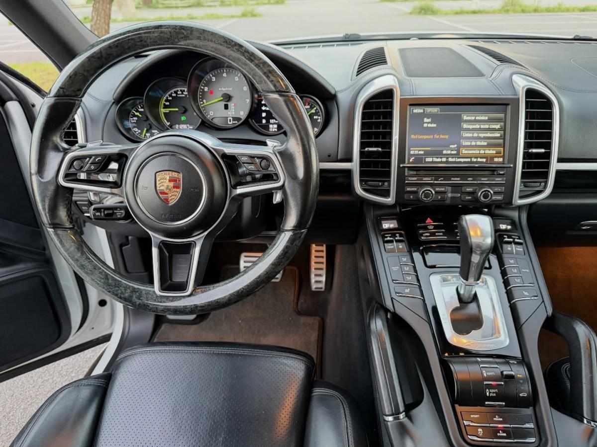 porsche-cayenne-s-3-0-v6-e-hybrid-2015-gasolina-2995cc