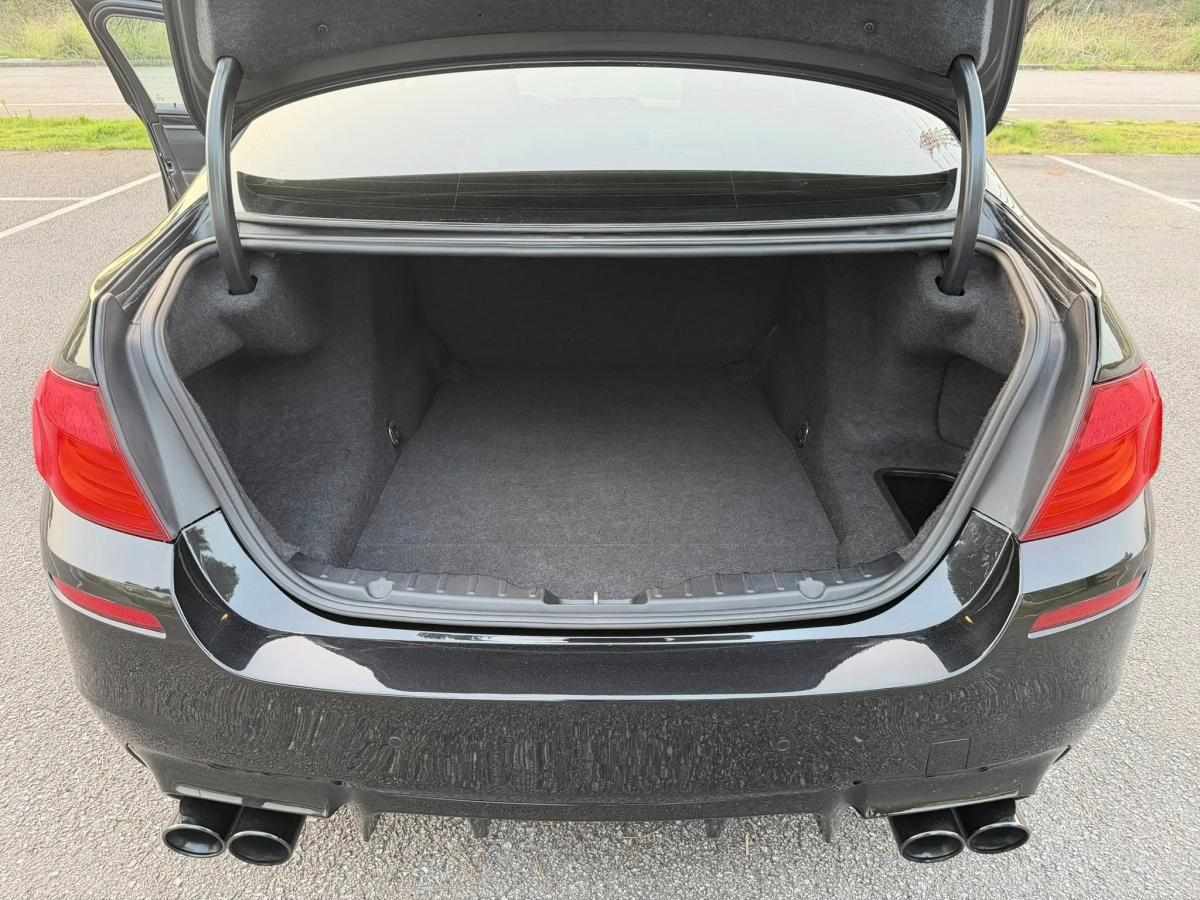 bmw-serie-5-520d-2011-diesel-1995cc