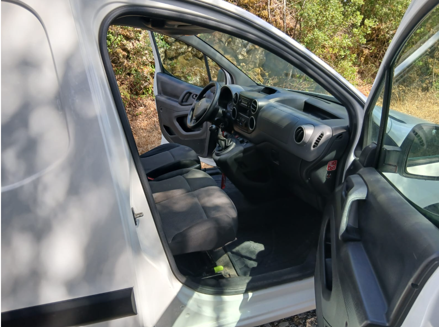 peugeot-partner-1-6-75cv-2018-diesel-1560cc