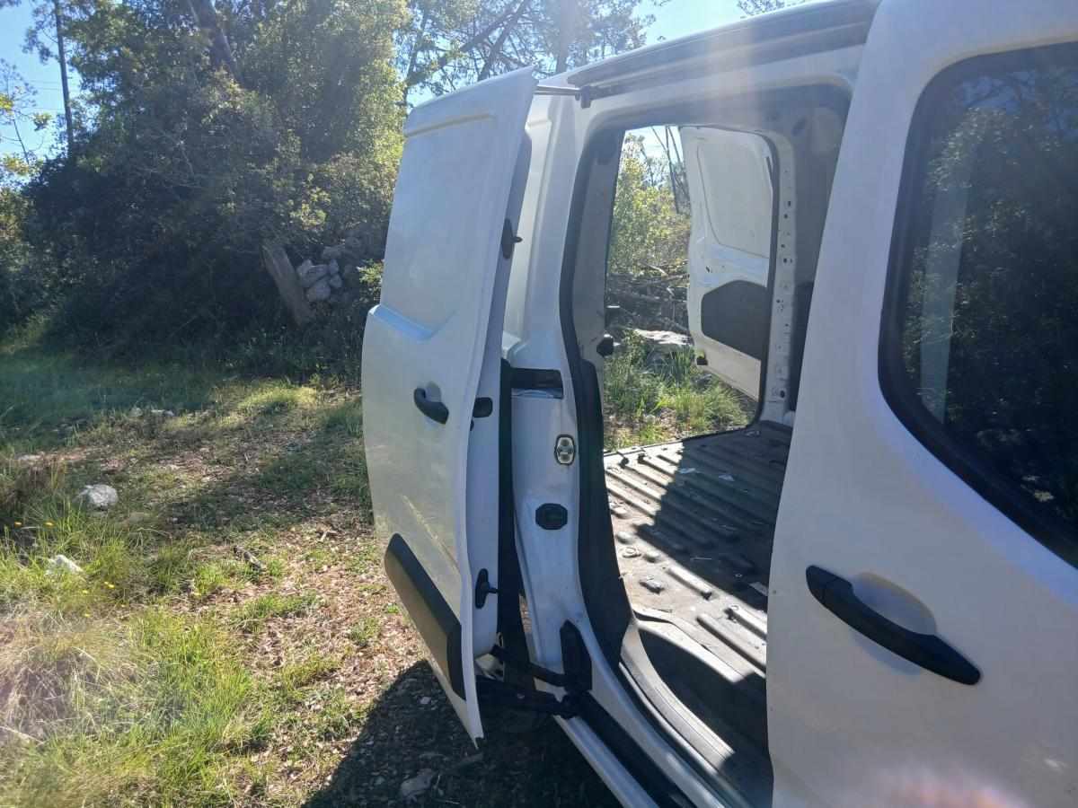 peugeot-partner-1-6-bluehdi-2019-diesel-1560cc