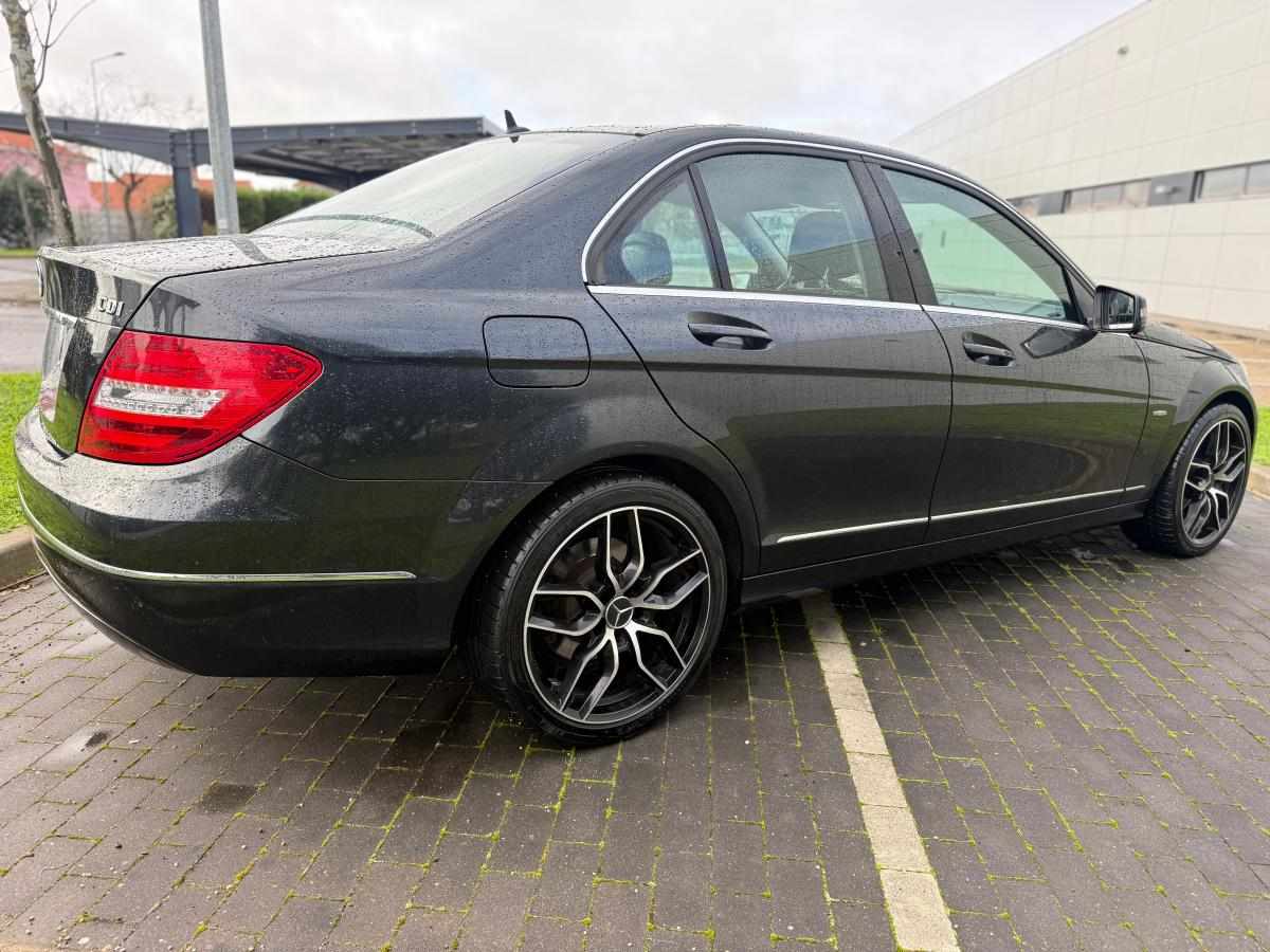 mercedes-benz-classe-c-c-220-cdi-blueefficiency-2012-diesel-2143cc