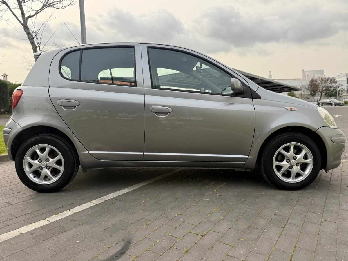toyota-yaris-1-0-vvt-i-2004-gasolina-998cc