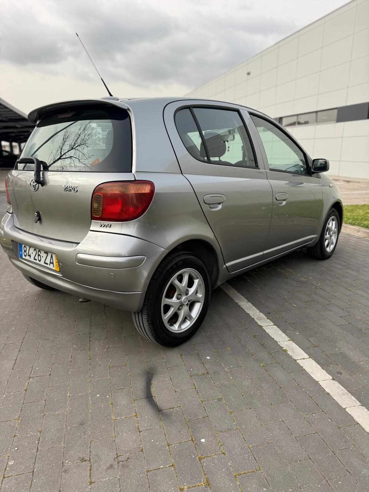 toyota-yaris-1-0-vvt-i-2004-gasolina-998cc