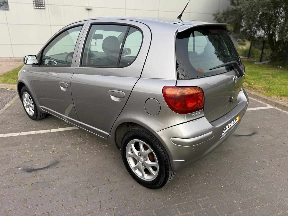 toyota-yaris-1-0-vvt-i-2004-gasolina-998cc