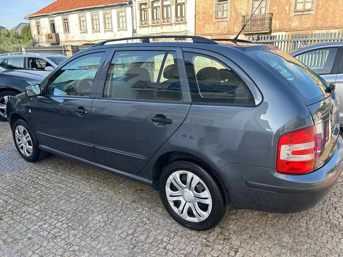 skoda-fabia-1-2-htp-2006-gasolina-1198cc